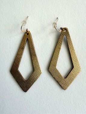 Nickel and Suede Gold Cutout Earrings